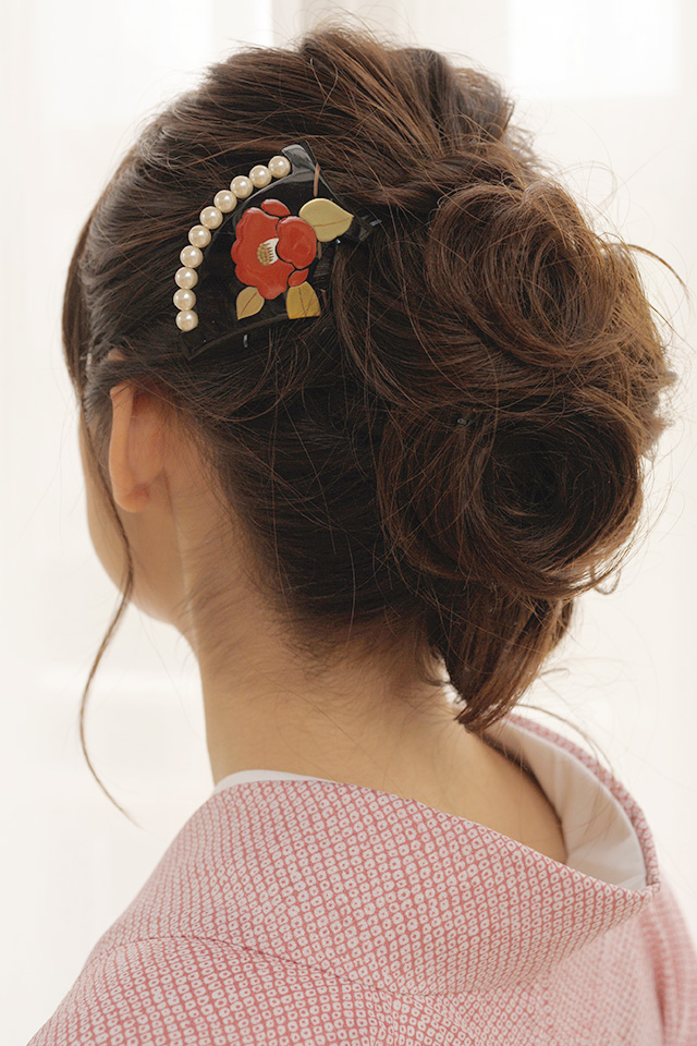 かんざし 和装 バチ型 簪 髪飾り 黒 椿花 大きめ パールビーズ 髪飾り 日本製 成人式 卒業式 結婚式の通販はau Pay マーケット Soubien 還元祭セール対象店舗