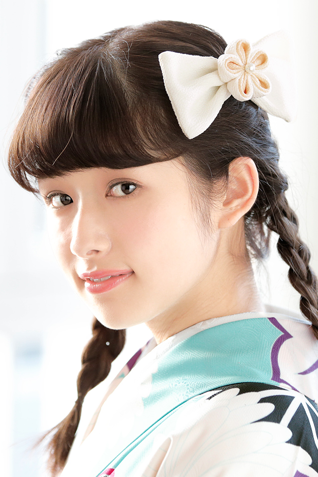 髪飾り リボン 白 オフホワイト 薄橙色 梅 花 りぼん つまみ細工 フェイクパール 縮緬 ちりめん コーム 髪留め 成人式向け 卒業式向け 振の通販はau Pay マーケット Soubien 髪飾り リボン 白 オフホワイト 薄橙色 梅 花 りぼん つまみ細工 フェイクパール 縮緬 ちりめん コーム 髪留め 成人式向け 卒業式向け 振の通販はau Pay マーケット Soubien