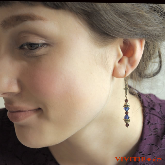 ピアス レディース 手作りアクセサリーブランドvivitie Parfumピアス スワロフスキー 香水瓶 ぶら下がり 女性用の通販はau Wowma Soubien