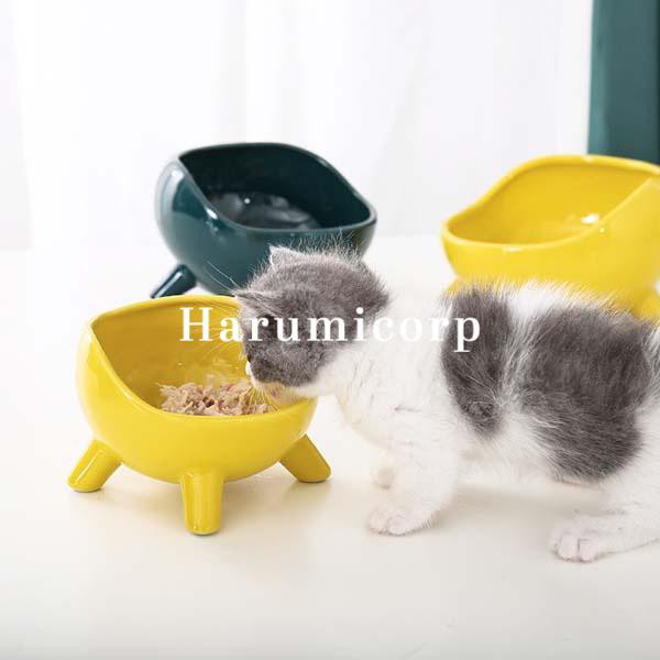 【24H 10%OFFクーポン配布中】 猫 食器 傾斜 650ML 陶器 フードボウル 猫用 犬用 食べやすい 高さがある ペット食器 おしゃれ 斜め ペッの通販は