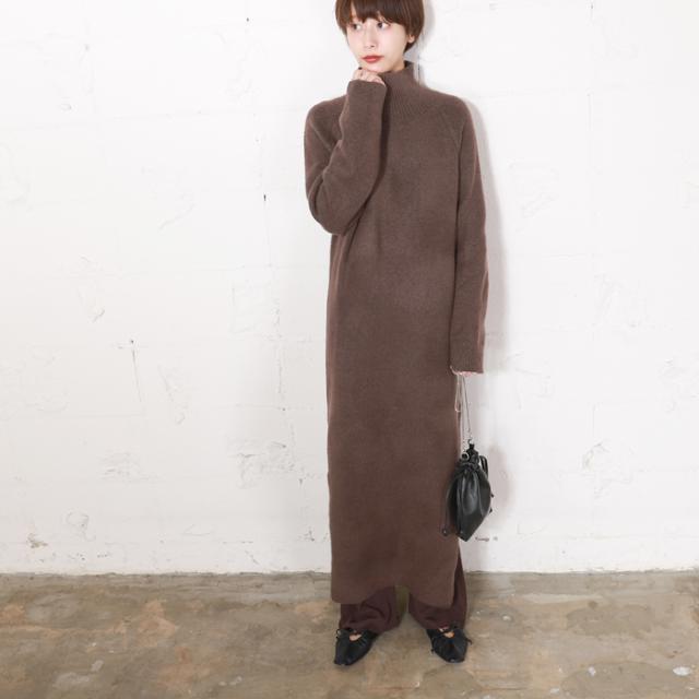 値下げ 3990 2990円 メール便不可 ハイネックサイドスリットニットワンピースcocaオリジナル 石田一帆さん着用 タートルネック 長袖 の通販はau Pay マーケット Coca