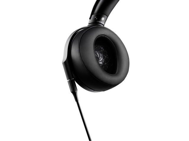 SONY イヤホン・ヘッドホン MDR-Z1Rの通販は