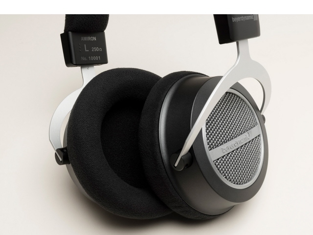 beyerdynamic イヤホン・ヘッドホン AMIRON HOME