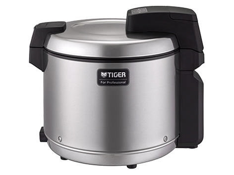 スリーアップ 節電センサー搭載 首振り機能付 大風量 スリムセラミック