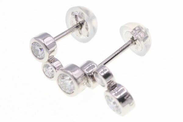 17-39】ダイヤモンド ピアス D0.62ct megakem.lk