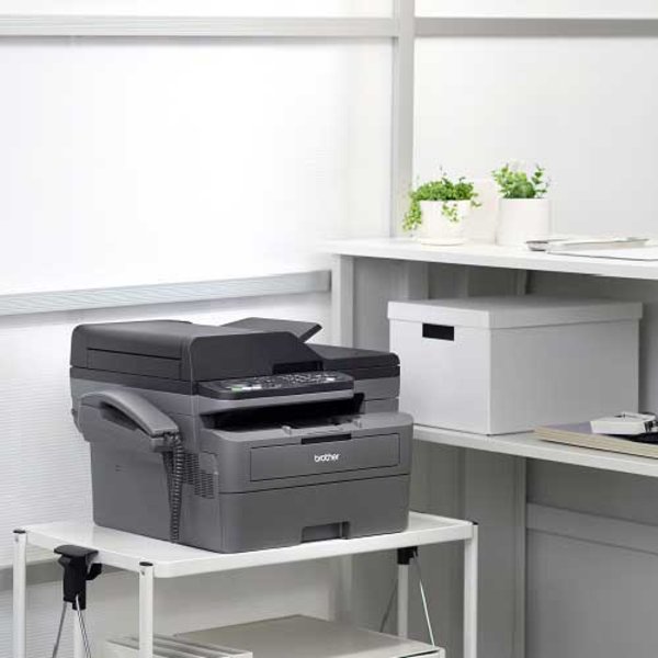 ブラザー A4モノクロレーザー複合機 FAX-L2800DW A4サイズのモノクロレーザー複合機で、FAX機能も搭載 高品質な印刷とスピーディーなFAX送信で、仕事効率をアップ 省エネ設計でコスト削減も実現 多機能機器でオフィス環境に最適 送料無料 プリンタ複合機