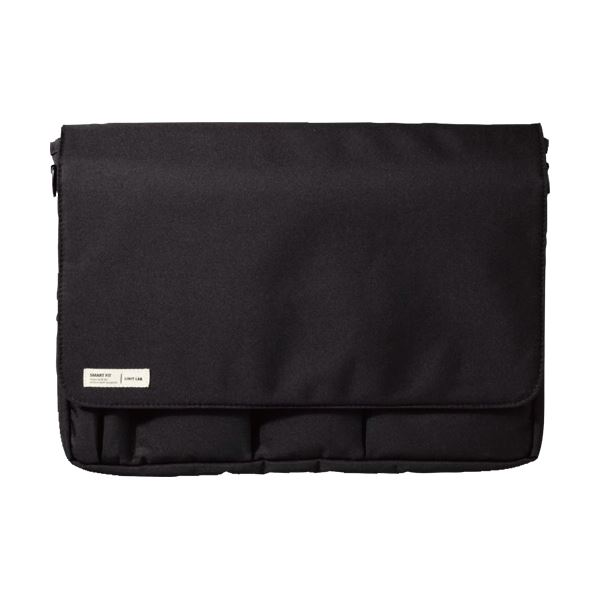 (まとめ) リヒトラブ SMART FITキャリングポーチ A4 ブラック A-7577-24 1個 【×5セット】 黒 ワーキングツールをスマートにまとめる 便利なA4サイズキャリングポーチ、ブラックカラーで5個セット 黒 送料無料の通販は