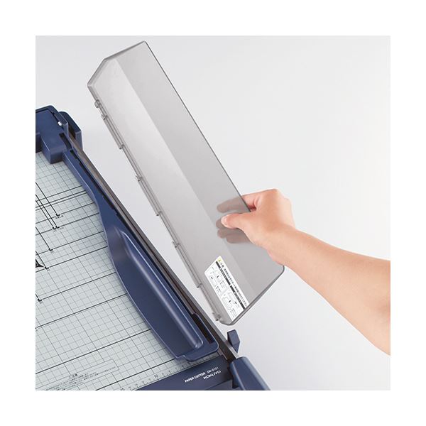 コクヨ ペーパーカッター（押し切り式）B4 DN-g 102 1台 狙った場所を軽々と切り裂く、安心感溢れるデザイン 使いやすさにこだわったB4サイズの押し切り式ペーパーカッター DN-g 102 送料無料の通販は