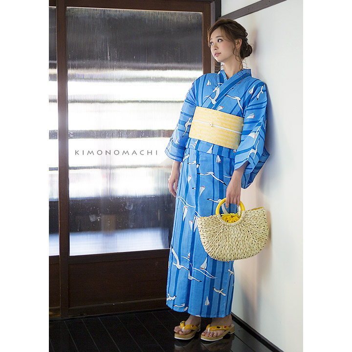 LADY STYLE No.14�F�u���[ ���b�g�ƃJ����