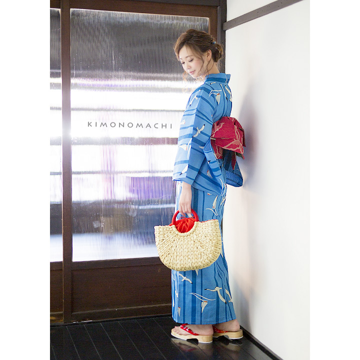 LADY STYLE No.14�F�u���[ ���b�g�ƃJ����