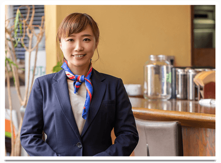 笑顔の女性
