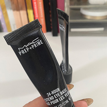 �yM.A.C�z�}�b�N 1