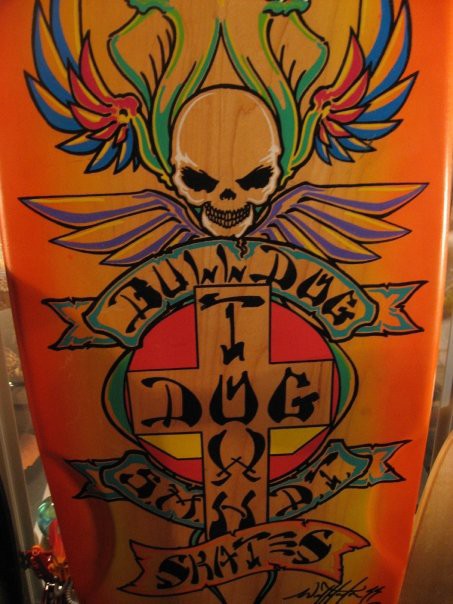 DOGTOWNのアートワーク