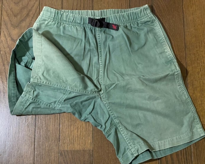 ショートパンツ