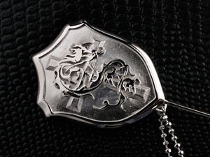 100%新品最新作 ネクタイピン 十字架 シルバー つや消し 用 送料無料の通販はau PAY マーケット - ジュエリー工房アトラス|商品ロットナンバ メンズジュエリー ラペルピン ドラゴン 龍 竜 エンブレム クロス 正規品新作
