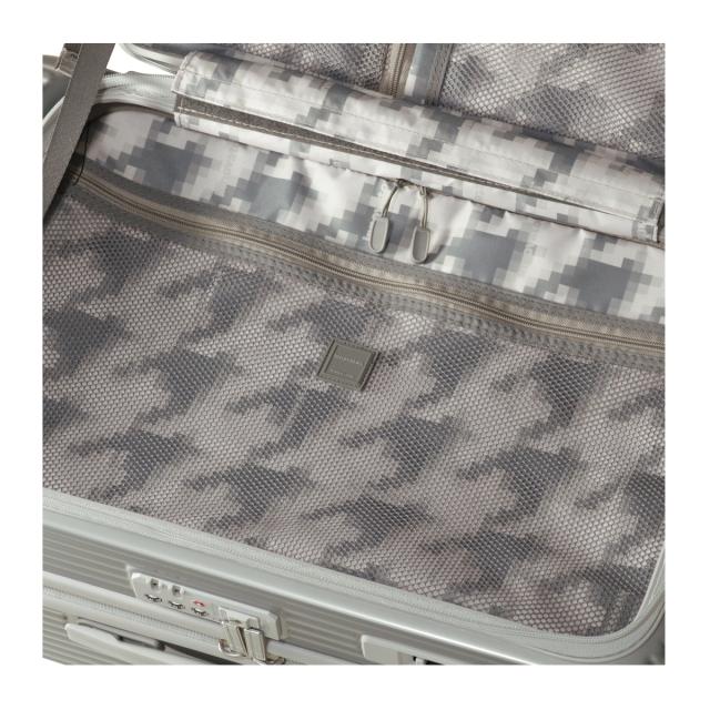 【レビュー投稿で+5％還元】イノベーター スーツケース 45L 60.5cm 3.8kg TSAロック搭載 INV550DORM innovator TSAロック搭載  鏡面 2年保証 クリスマス_mp