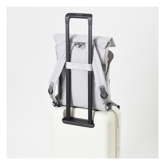 レビュー投稿で+5％還元】ミレスト リュック 15インチ リキッド