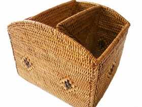 アタのリモコンスタンド