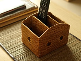 アタのリモコンスタンド　バリ島