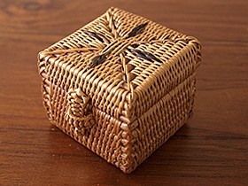 アタのアクセサリーボックス