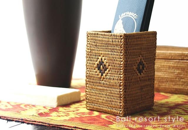 バリ島のアタのインセンスホルダー