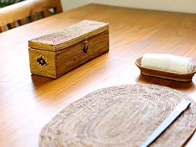 アタのお香入れ