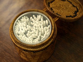 綿棒ボックス アタ