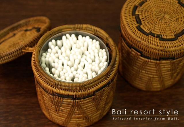 市販の綿棒がケースごとは入る綿棒ボックス