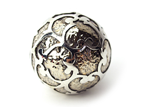 ガムランボール アラベスク