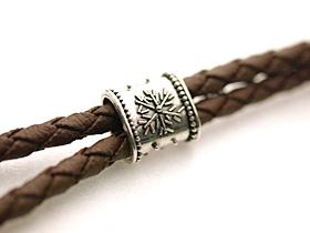 レザーブレスレット(雪の結晶)