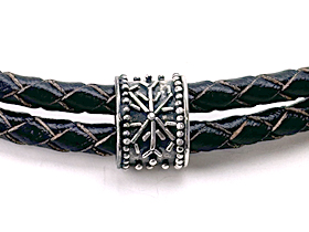 レザーブレスレット(雪の結晶)