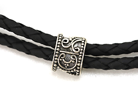 レザーブレスレット(月&海)