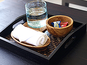 木製ボウル　お菓子