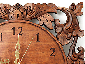 掛け時計　彫刻