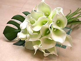 カラーリリィ ウェディングブーケ