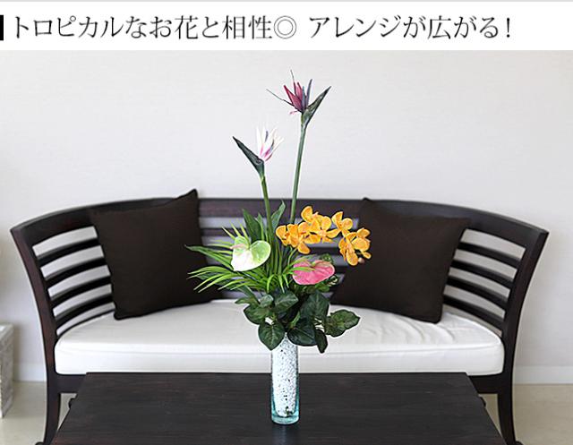南国の造花のアレンジ