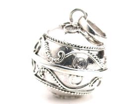 ガムランボール 海