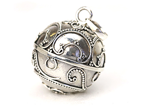 ガムランボール 月&海