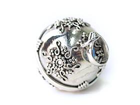 ガムランボール ジャワン 太陽