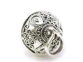 ガムランボール ジャワン お花と雫