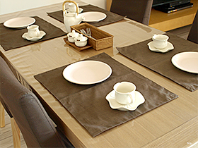 ランチョンマット　ブラウン