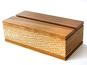 ペーパータオルケース