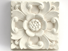 お花のレリーフ