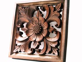 木製　レリーフ