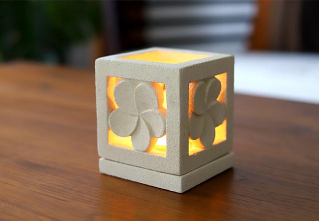 バリ島のキャンドルホルダー(スクエアー)