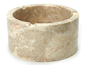 大理石(マーブルストーン)のアッシュトレイ(灰皿)