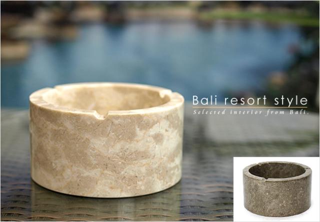 大理石のアッシュトレイ(灰皿)