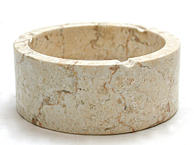 大理石(マーブルストーン)のアッシュトレイ(灰皿)