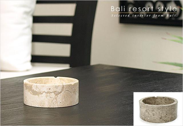 大理石のアッシュトレイ(灰皿)