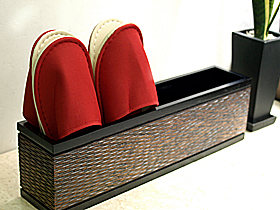 モダンアジアン　スリッパラック